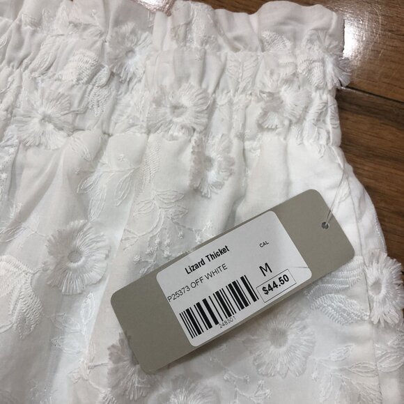 NEW Callie Mac Lizard Thicket Off White Floral Embroidered Shorts Size M - Picture 10 of 10